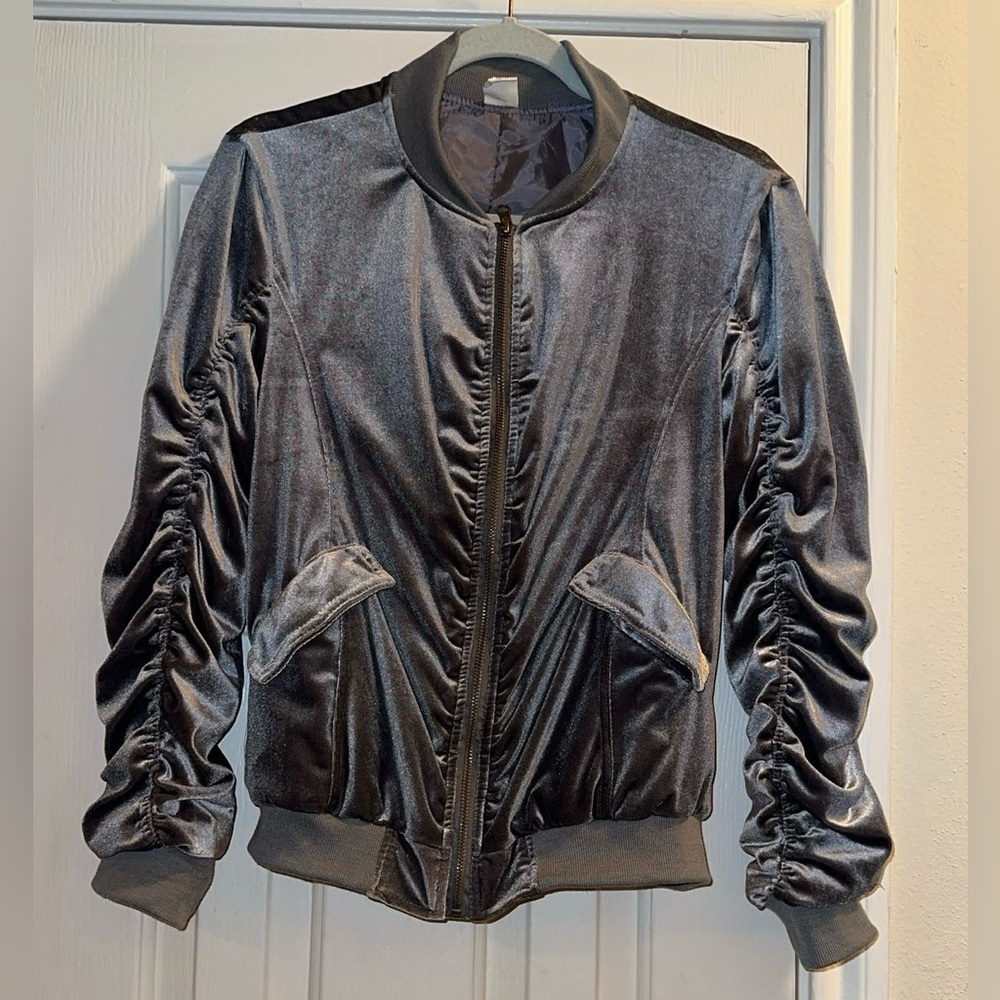 Libby Story Silver Ruched Velvet Zip-Up Bomber Jacket